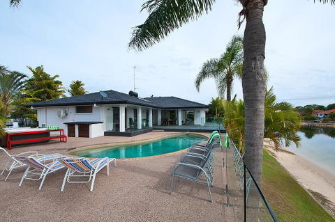 Bali Beach Haven - Holiday Byron Bay 2