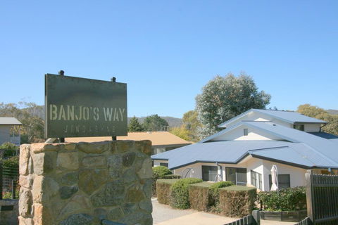 Banjos Way 1/23 Banjo Patterson Crescent - Holiday Byron Bay 0