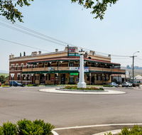 Bank Hotel Dungog
