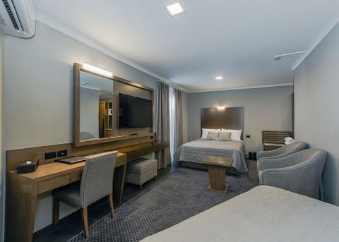Bankstown Motel 10 - Holiday Byron Bay 2