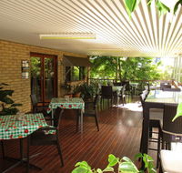 Barcaldine Country Motor Inn - Holiday Byron Bay