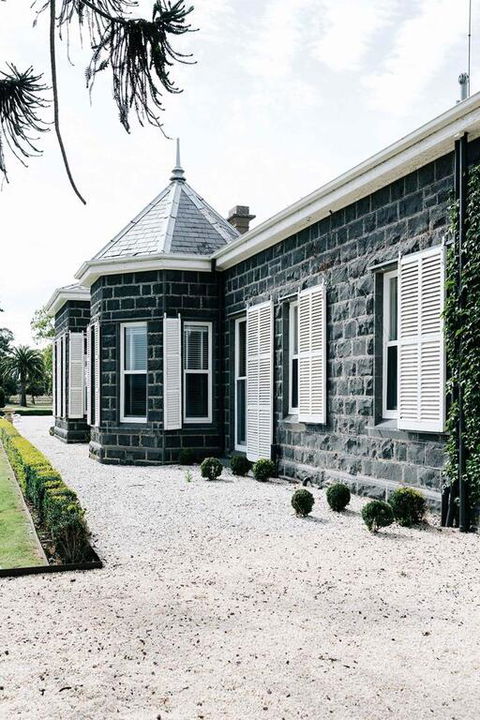 Barunah Plains Homestead - 10 Bedrooms - Sleeps 22 - Holiday Byron Bay 2