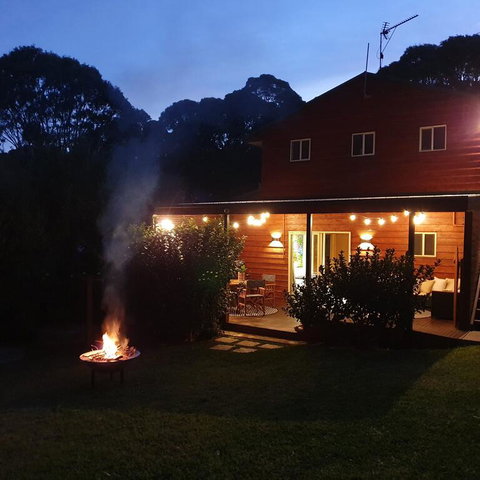 Bawley Point Accomodation - Holiday Byron Bay 3