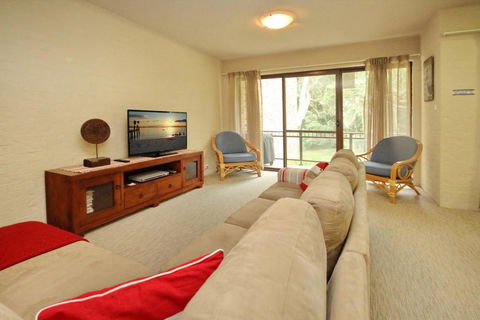 Bay Parklands 66 - Nelson Bay - Holiday Byron Bay 0