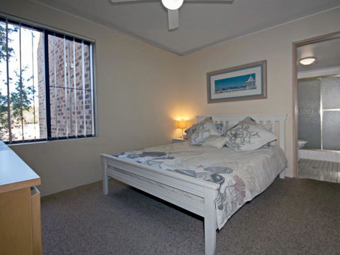 Bay Parklands, Unit 44/2 Gowrie Avenue - Holiday Byron Bay 3