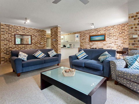 Bay Parklands, Unit 44/2 Gowrie Avenue - Holiday Byron Bay 1