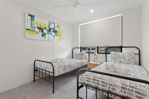 Bay Village, Unit 11/47 Shoal Bay Road - Holiday Byron Bay 2