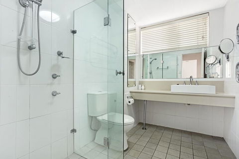 Bay Village, Unit 14/ 47 Shoal Bay Road - Holiday Byron Bay 2