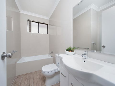 Bay Village, Unit 6/47 Shoal Bay Road - Holiday Byron Bay 2