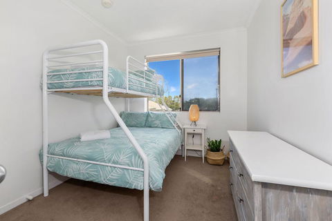 BEACH BLISS LUXURIOUS APARTMENT With POOL - Holiday Byron Bay 2