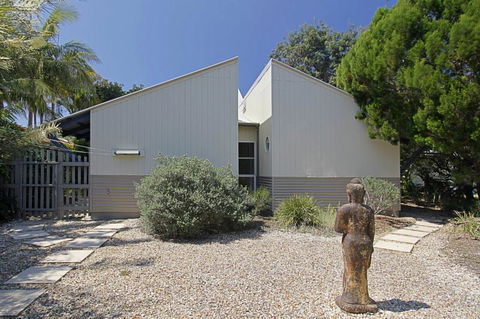 Beach House @ Tallows - Holiday Byron Bay 3