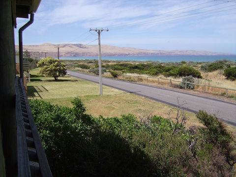 Beach House At Silver Sands - Holiday Byron Bay 0