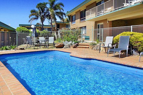 BEACHCOMBER1 - Holiday Byron Bay 0
