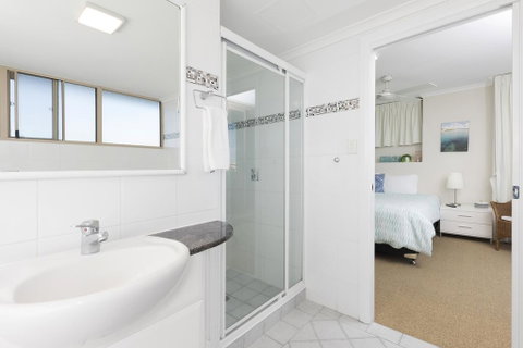 Beaches International - Holiday Byron Bay 1
