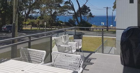 Beachfront Boogaloo - Holiday Byron Bay 0