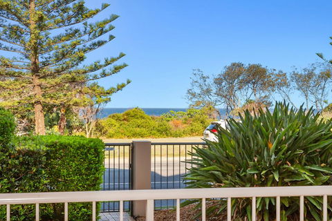 Beachfront On Marine - Holiday Byron Bay 2
