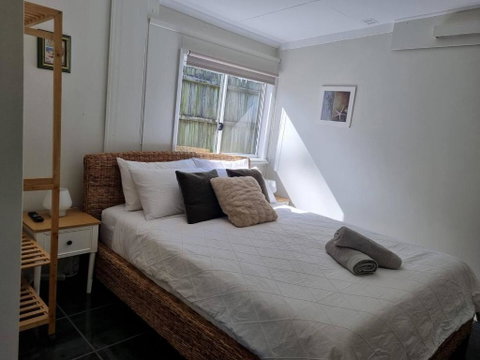 Redcliffe Homestay - Holiday Byron Bay 1