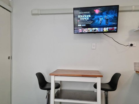Redcliffe Homestay - Holiday Byron Bay 2