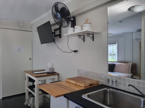 Redcliffe Homestay - Holiday Byron Bay 3