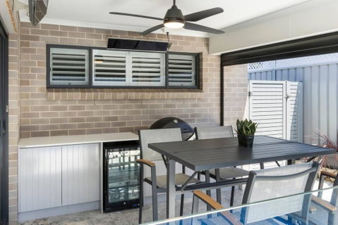 Rengor Executive Retreat - Holiday Byron Bay 1