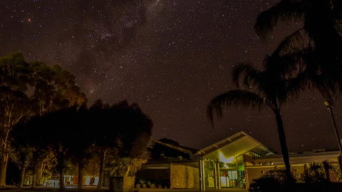 Renmark Country Club - Holiday Byron Bay 3