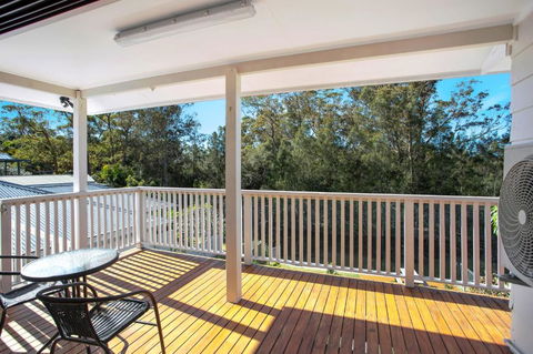 Renovated Coastal Getaway With Water Views - Holiday Byron Bay 1