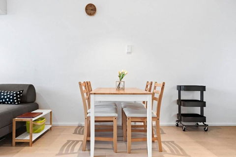 Resort-style Docklands Riverview Stay With Parking - Holiday Byron Bay 3