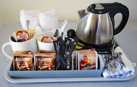 Rest Point Motor Inn - Holiday Byron Bay 1