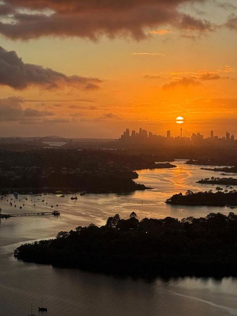 Rhea Home Waterfront Flat Rhodes, Sydney - Holiday Byron Bay 2