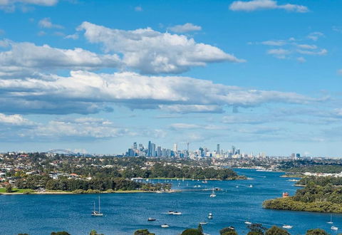 Rhea Home Waterfront Flat Rhodes, Sydney - Holiday Byron Bay 1