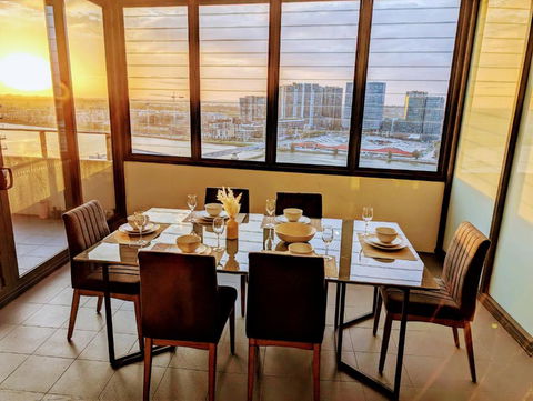 Rhodes Two Bedroom Apartment With Fantastic Water View - Holiday Byron Bay 0