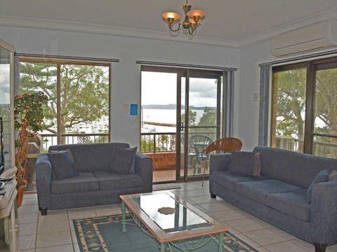 Sailfish, 3,46 Magnus Street - Unit With Stunning Water Views And Close To Town - Holiday Byron Bay 1