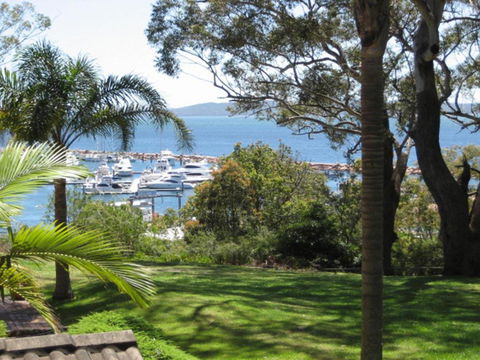 Sailfish, 4,46 Magnus Street- Unit With Water Views And Close To Town - Holiday Byron Bay 0