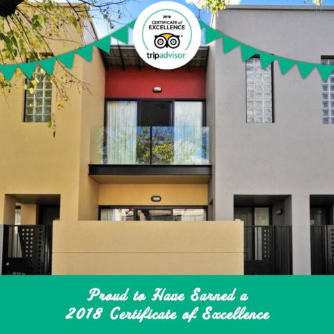 RNR Sturt Holiday Home - Holiday Byron Bay 1