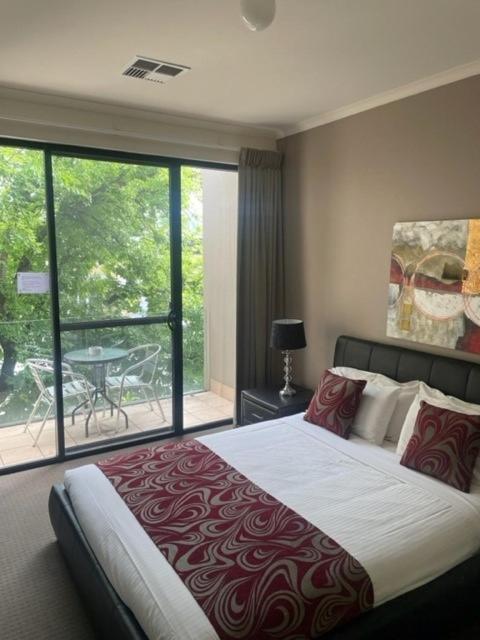 RNR Sturt Holiday Home - Holiday Byron Bay 0