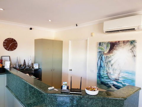 Rockhampton Palms Motor Inn - Holiday Byron Bay 3