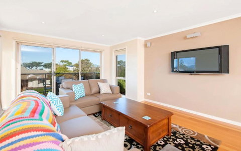 Rose - Holiday Byron Bay 1