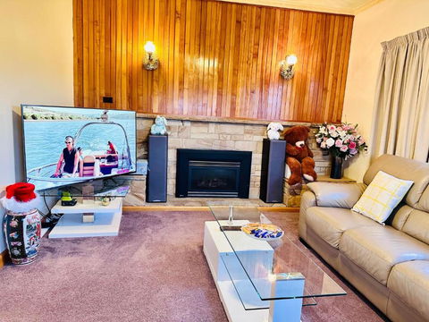 Rose Homey Home - Holiday Byron Bay 2