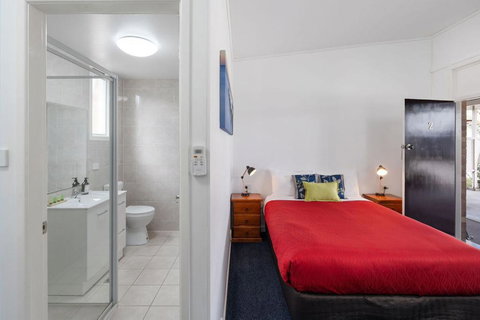 Royal Motel Tenterfield - Holiday Byron Bay 1