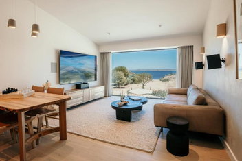 Rumi On Louth with Holiday Byron Bay