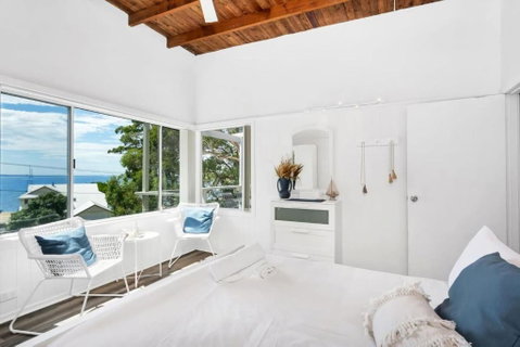 Sally Beach House With Ocean Views - Holiday Byron Bay 1