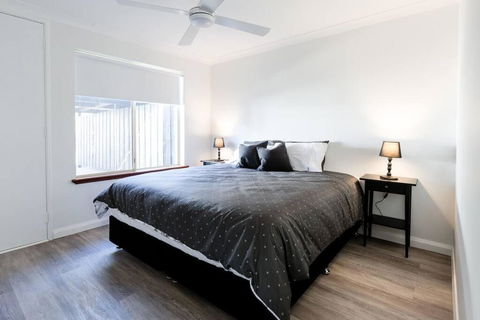 Salt & Pepper; Beautiful Town House In Margs! - Holiday Byron Bay 3
