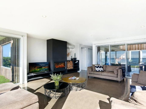 Saltwater Retreat - Holiday Byron Bay 3