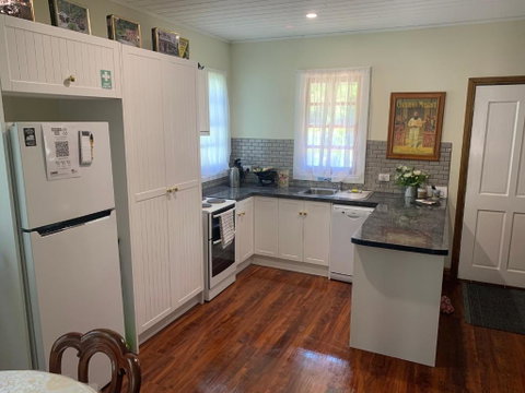 Sancreed Cottage - Holiday Byron Bay 3