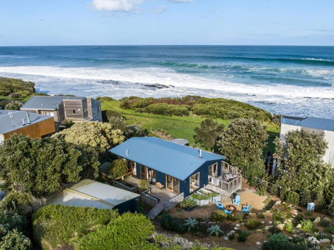 Sand & Sauna Retreat - Holiday Byron Bay 0