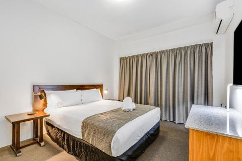 Rockhampton Riverside Central Hotel Official - Holiday Byron Bay 0