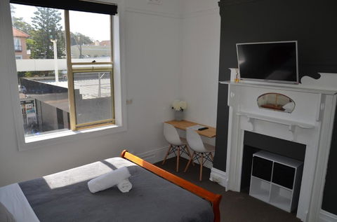 Sandy Bottoms Guesthouse - Holiday Byron Bay 0