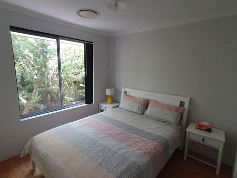 Sandalwood Guest Room - Holiday Byron Bay 2