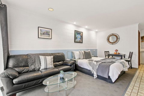 Sandbar Motel - Holiday Byron Bay 0