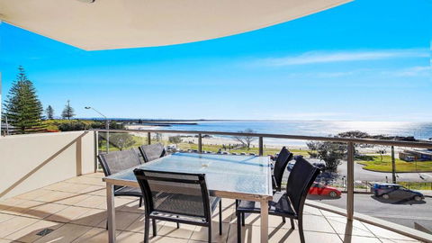 Sandcastle 201 - Holiday Byron Bay 0